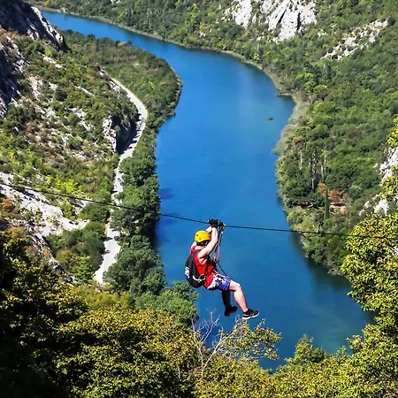 Stari Grad *